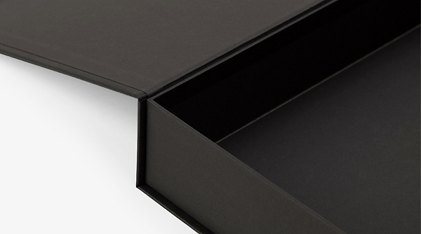 black paper magnetic rigid box classic book style