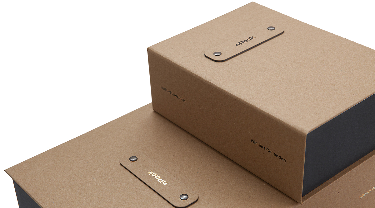 Black Koehler and SH Recycling box with black rivets and black and gold gloss hot foil branding lack Koehler and SH Recycling box with black rivets and black and gold gloss hot foil branding