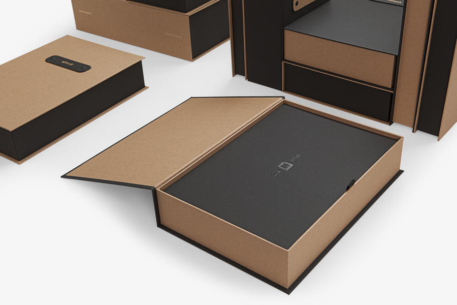 black and kraft box with interior lid