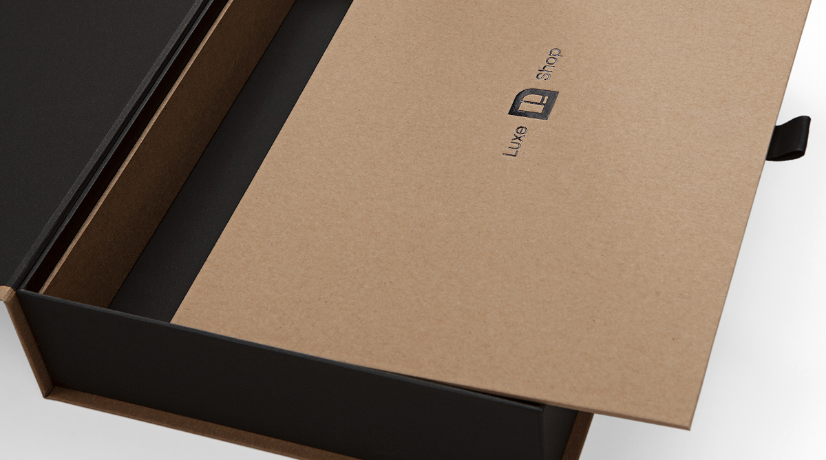 black and kraft box with interior lid sh recycling black foil logo