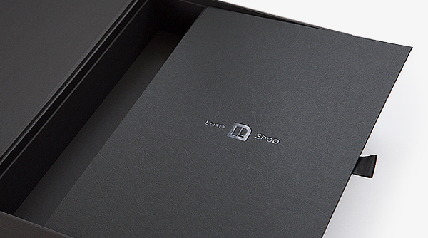black box with interior lid thumb