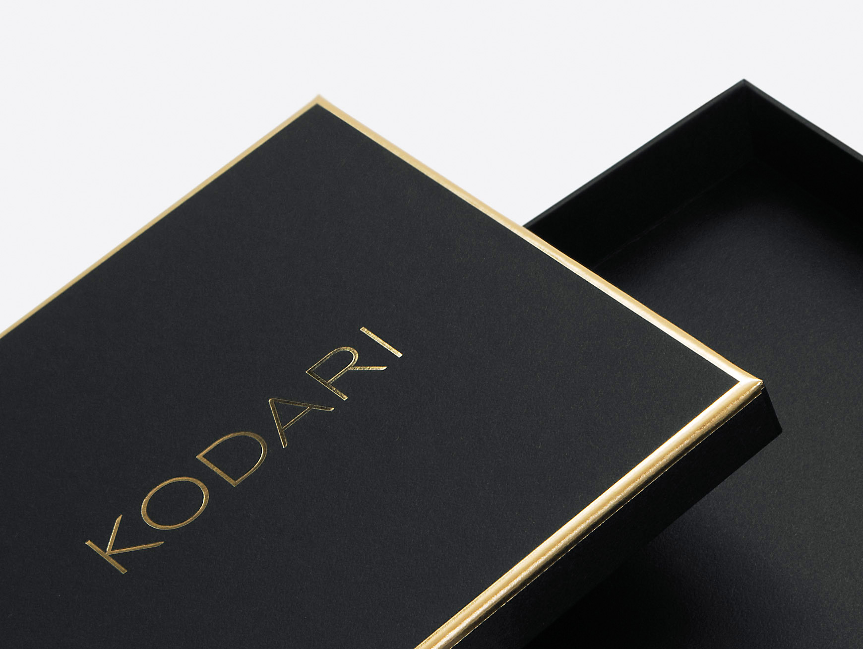 2-piece lid and base event box Kodari