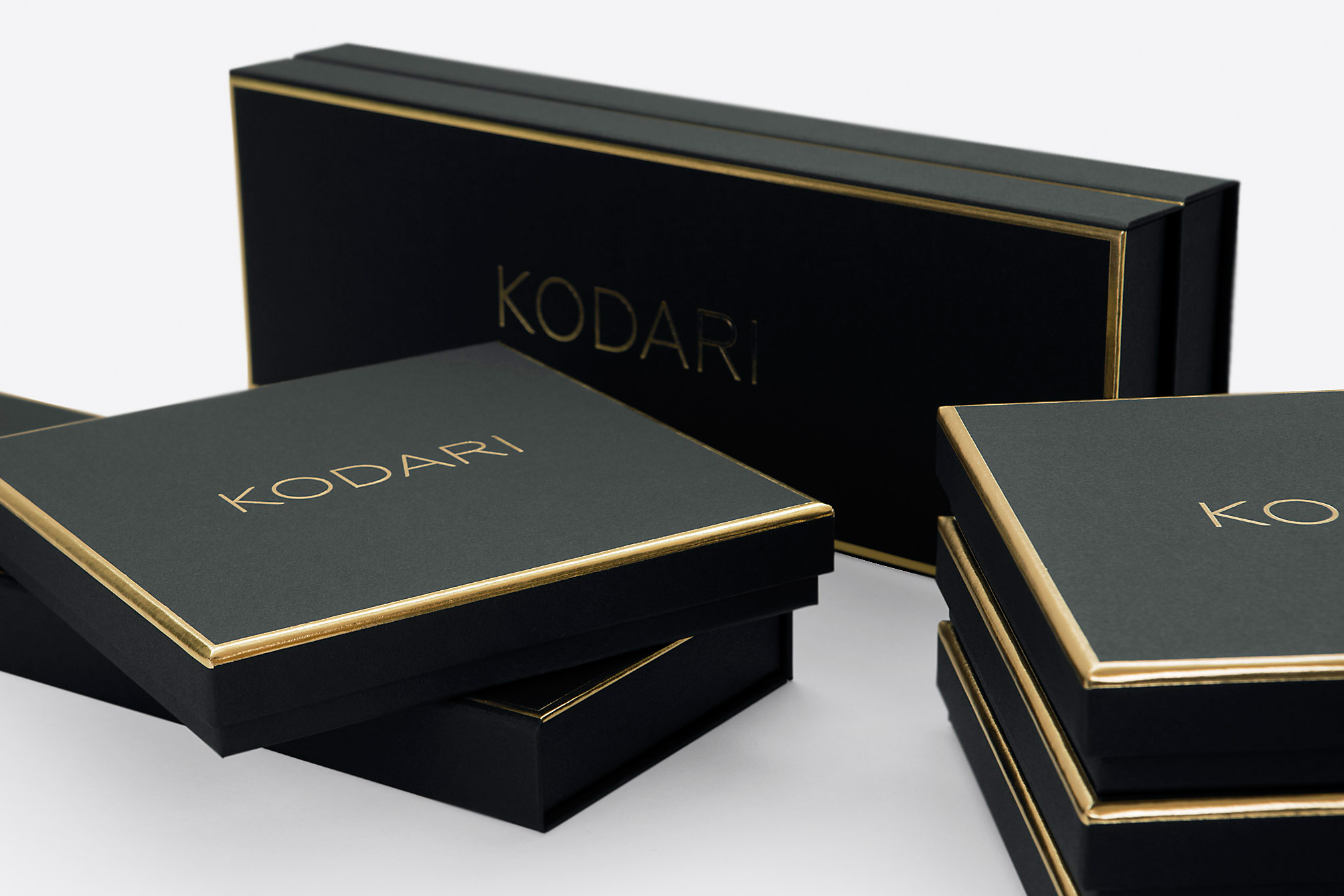 Magnetic event box for necktie Kodari