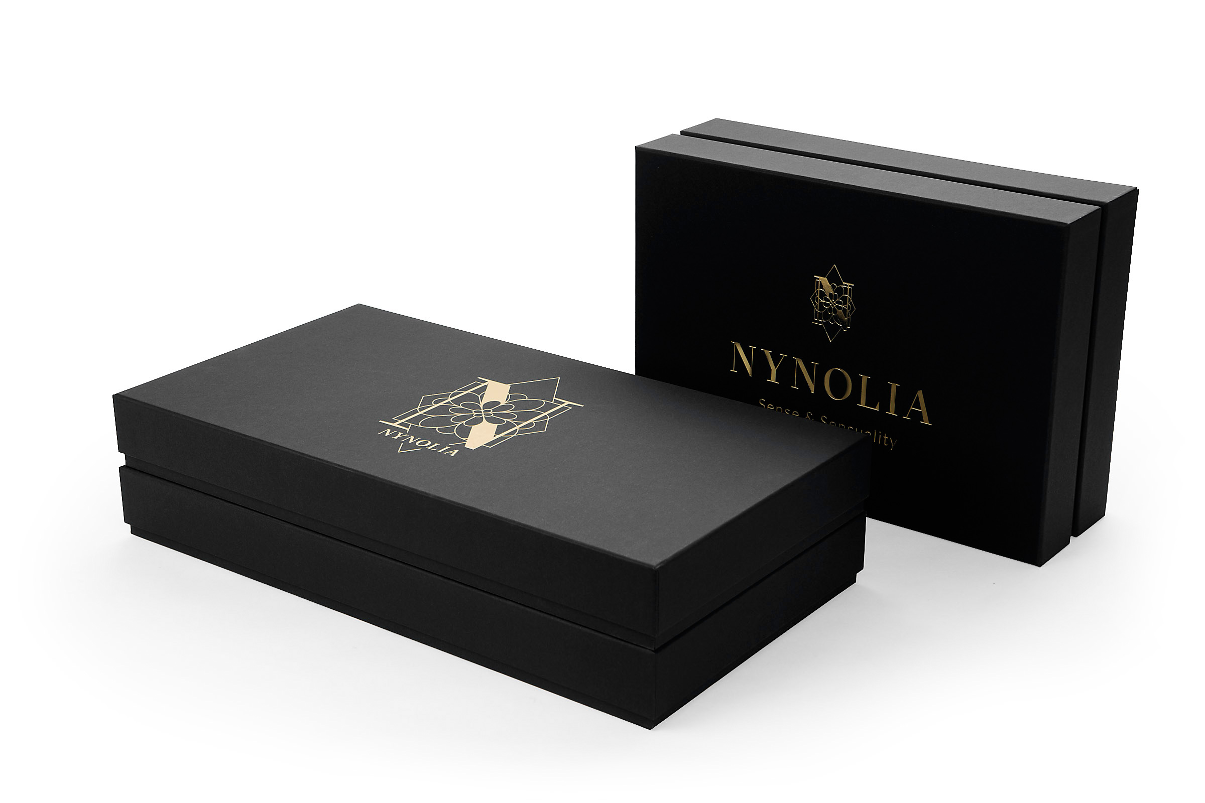 premium clothing and apprel box Nynolia