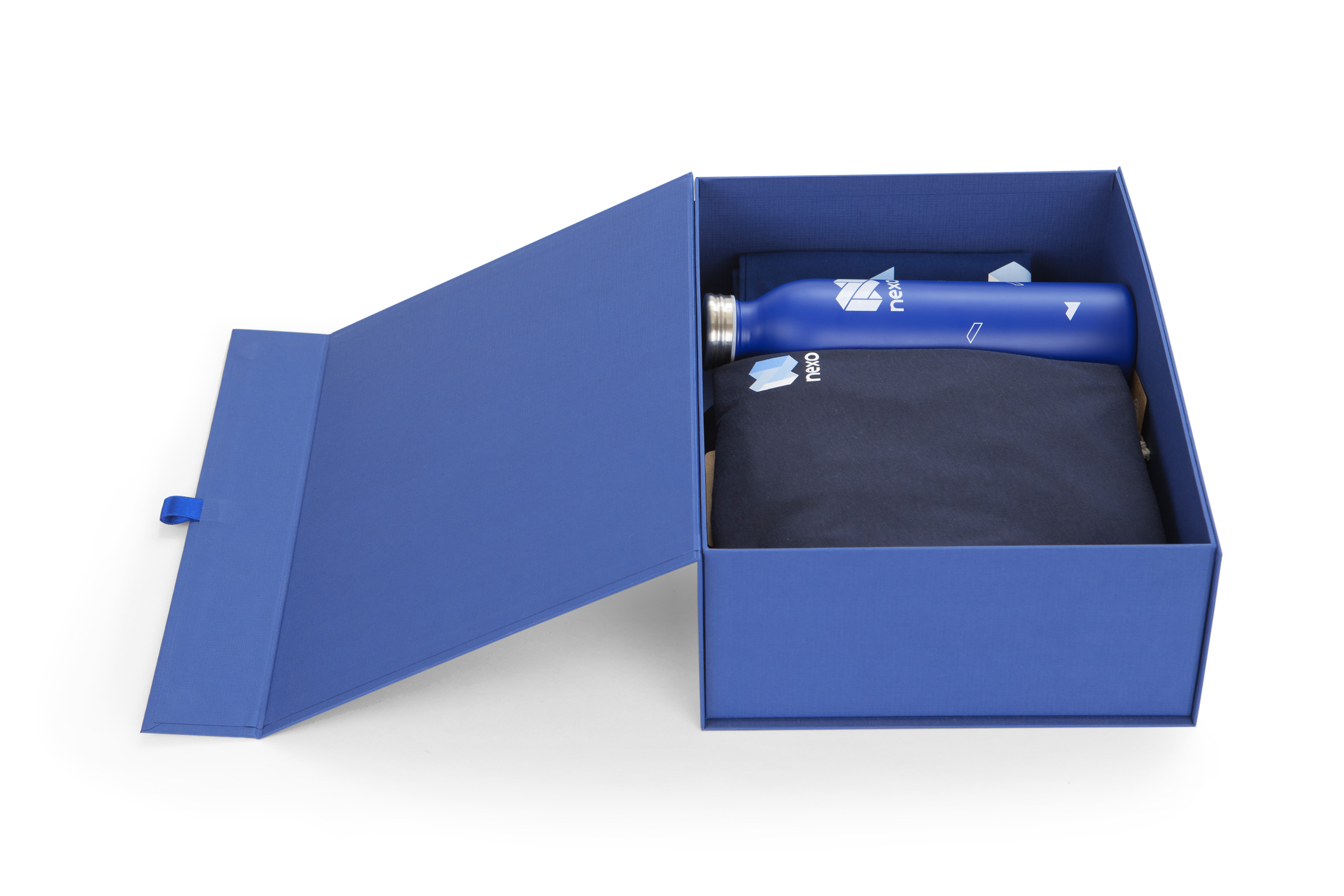 luxury onboarding starter kit box with magnets in blue lined with textured Geltex Azul Mar paper