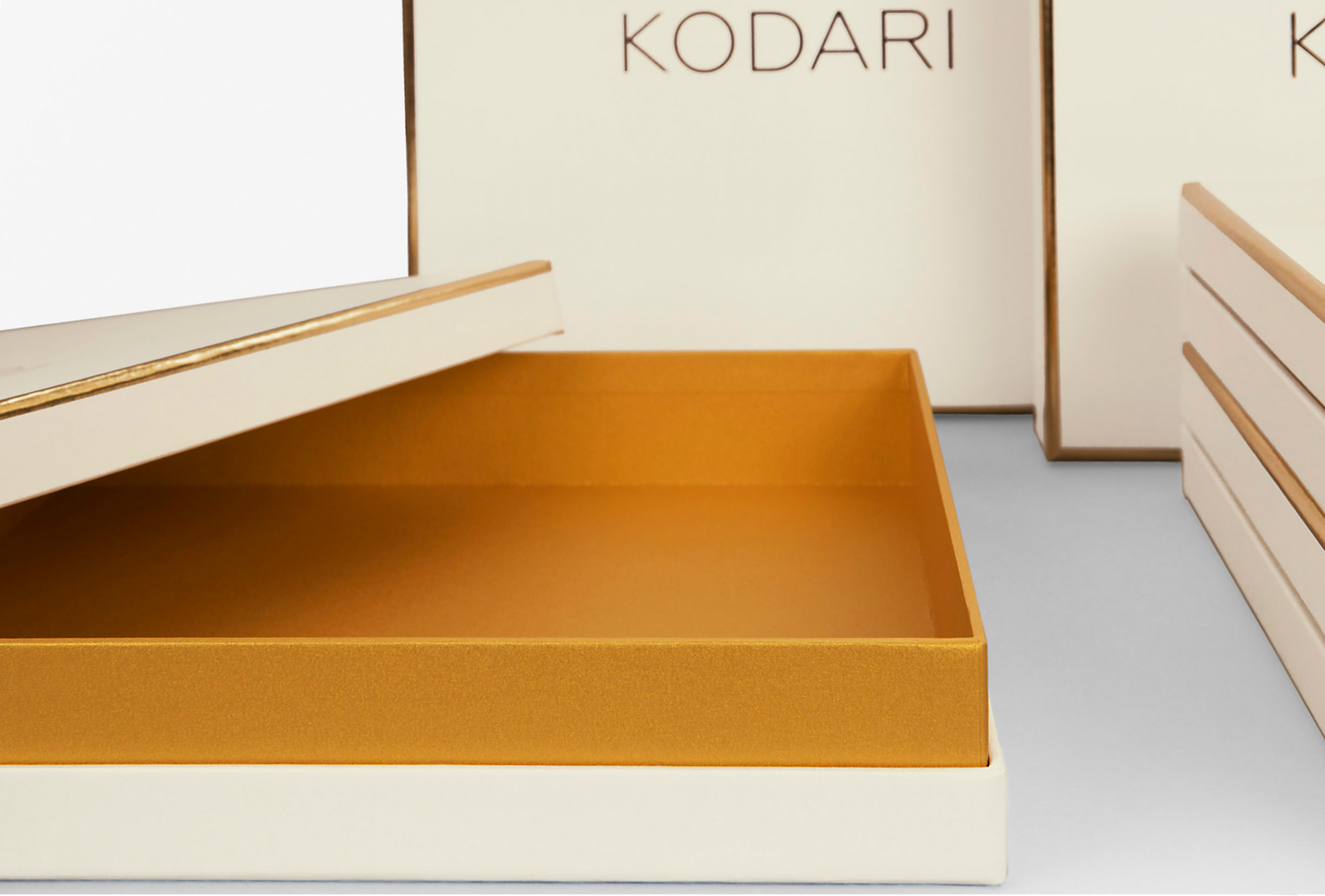 luxury 3-piece event box for scarf Kodari