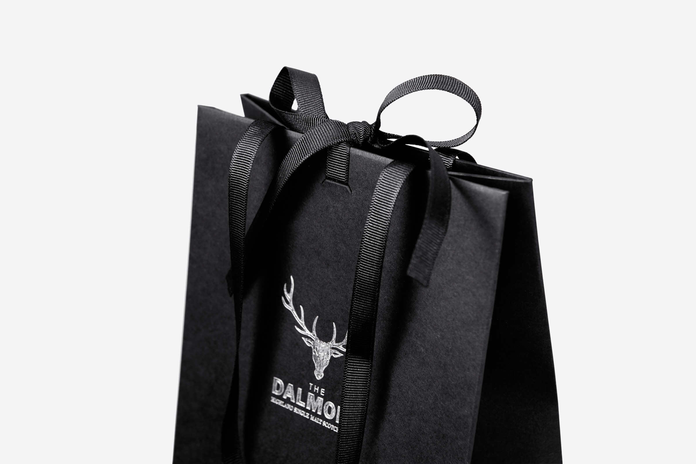 Promotional bag with fabric ribbon handle for liquors the Dalmore